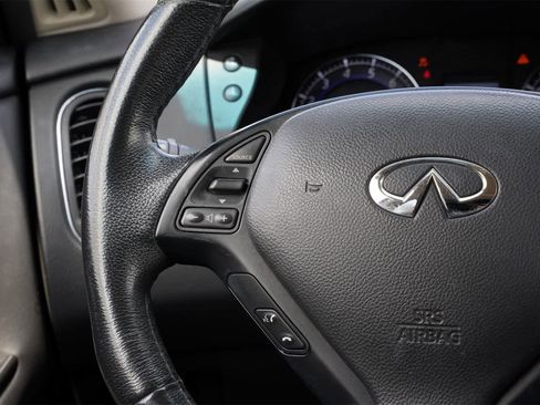 Used 2016 INFINITI QX50 Journey w/ Premium Package image 10