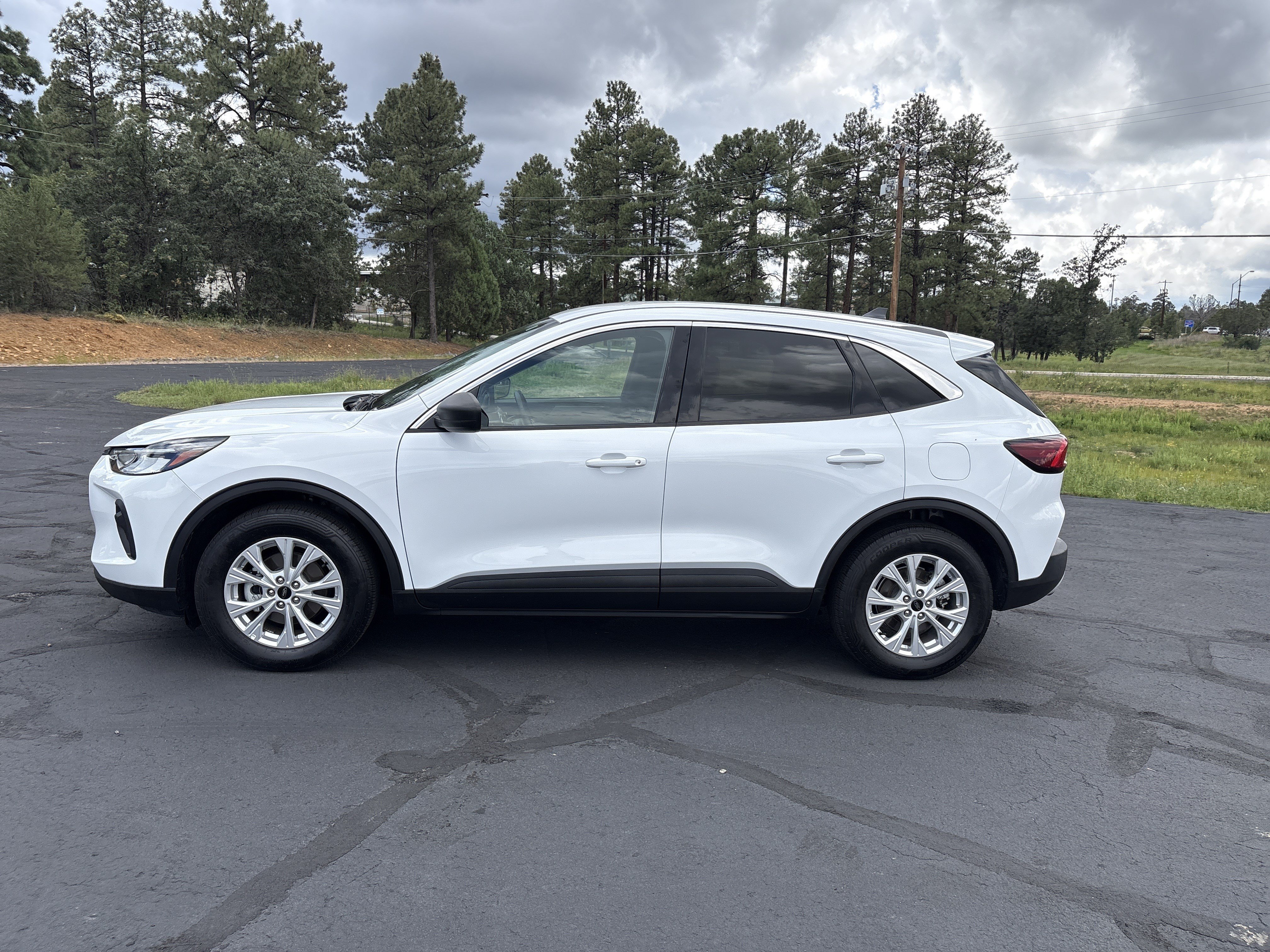 Used 2024 Ford Escape Active FWD image 7