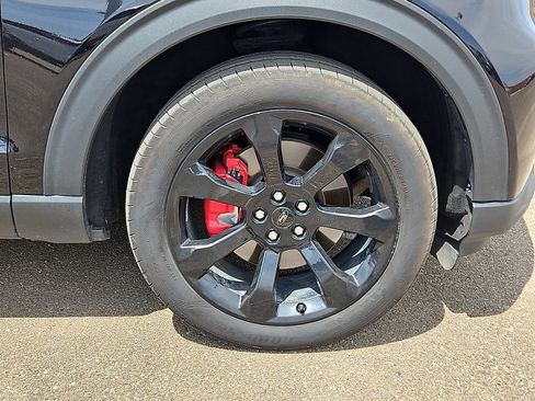 Used 2023 Ford Explorer ST w/ Equipment Group 401A AWD/4WD image 3