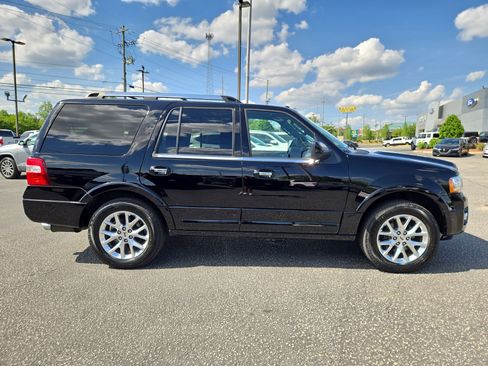 Used 2017 Ford Expedition Limited w/ Equipment Group 301A RWD image 6