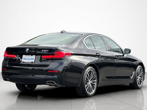 Used 2023 BMW 530i w/ Convenience Package RWD image 5
