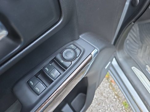 Used 2021 Chevrolet Silverado 1500 RST AWD/4WD image 18