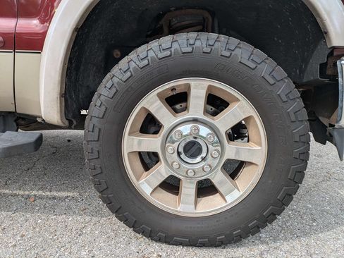 Used 2010 Ford F350 Lariat AWD/4WD image 11