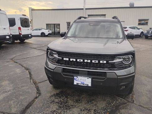New 2025 Ford Bronco Sport Outer Banks w/ Outer Banks Tech Package+ AWD/4WD image 5