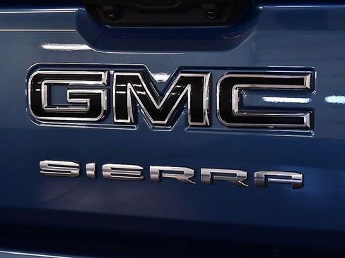 Used 2025 GMC Sierra 1500 Elevation w/ Preferred Package AWD/4WD image 13