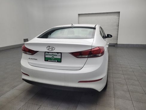 Used 2017 Hyundai Elantra SE image 7