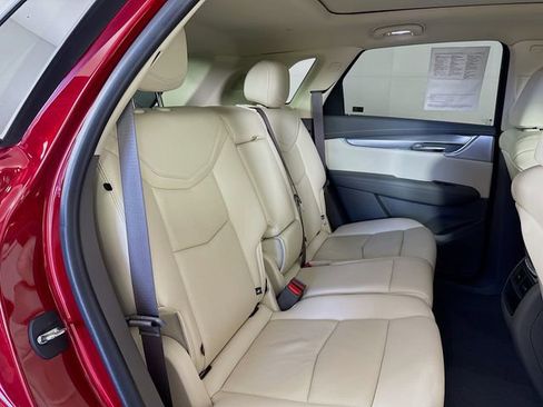 Used 2021 Cadillac XT5 Premium Luxury image 30