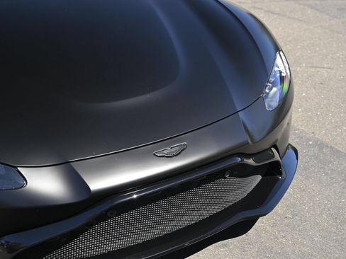 Used 2020 Aston Martin V8 Vantage Coupe RWD image 5
