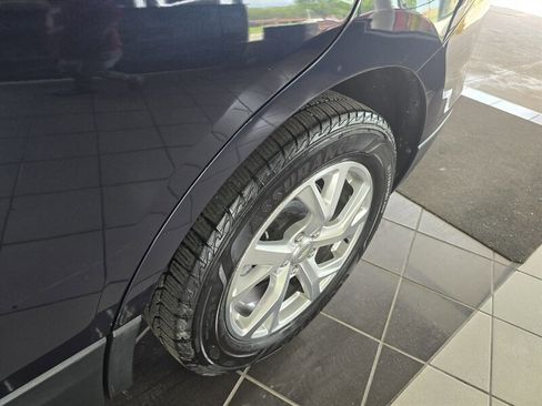 Used 2019 Chevrolet Equinox LT AWD/4WD image 32