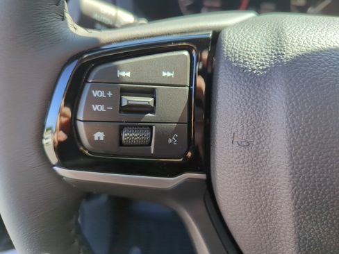 Used 2026 Honda Odyssey EX-L image 23