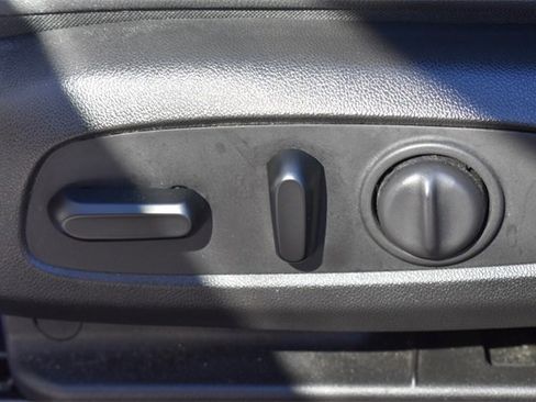 Certified 2021 Chevrolet TrailBlazer LT w/ Premium Seating Package image 22