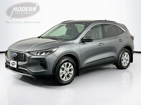 Used 2024 Ford Escape Active w/ Tech Pack #1 image 1