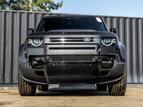 New 2026 Land Rover Defender 110 S image 5