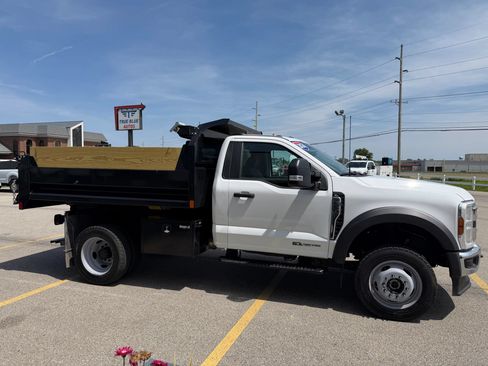 Used 2024 Ford F550 4x4 Regular Cab Super Duty image 12