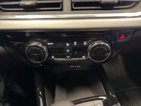 New 2026 Chevrolet Trax LT w/ Driver Confidence Package FWD image 31