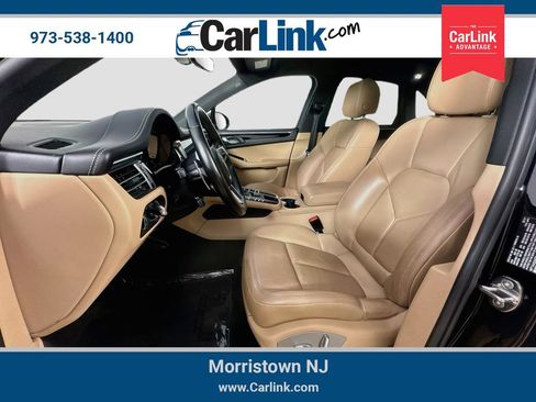 Used 2021 Porsche Macan AWD/4WD image 27
