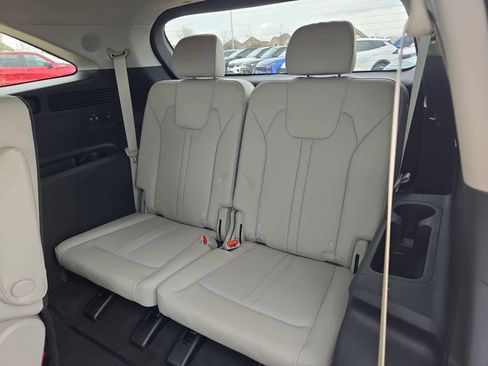 Certified 2023 Kia Sorento SX image 37