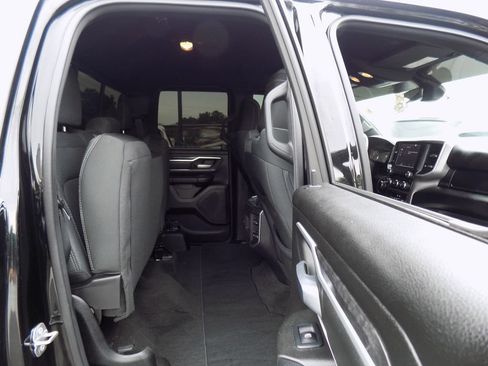 Used 2022 RAM 1500 Big Horn AWD/4WD image 29