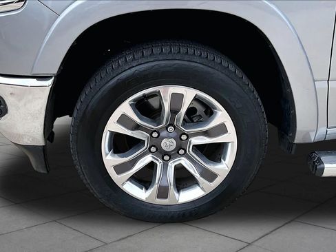 Used 2022 RAM 1500 Limited AWD/4WD image 10