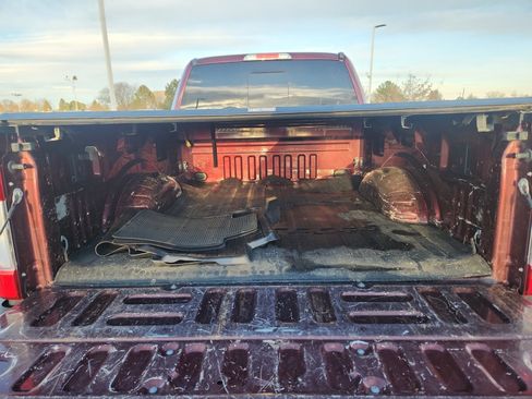 Used 2017 Ford F250 Lariat w/ Chrome Package image 35