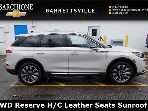 Used 2022 Lincoln Corsair Reserve w/ Equipment Group 201A image 1