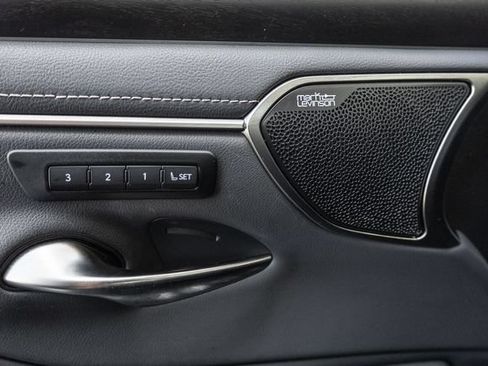 Used 2025 Lexus ES 300h w/ Accessory Package (Z2) FWD image 14