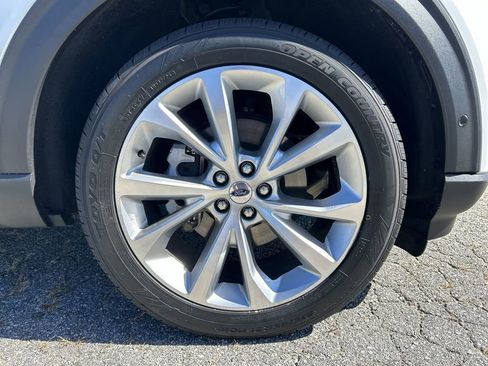 Used 2022 Ford Explorer Platinum w/ Equipment Group 601A image 54