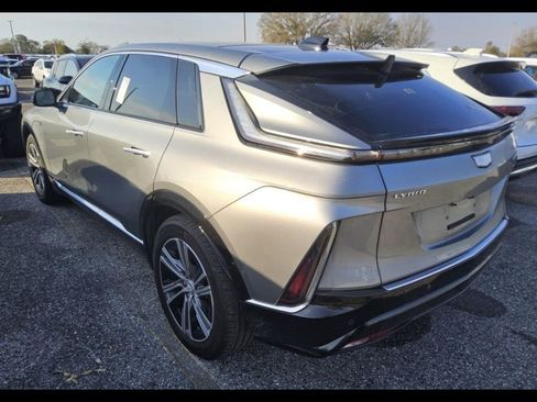 Used 2024 Cadillac Lyriq Luxury w/ LPO, Floor Liner Package image 5