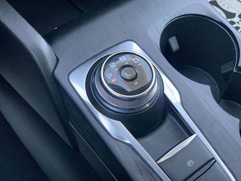 Used 2025 Ford Escape ST-Line image 13