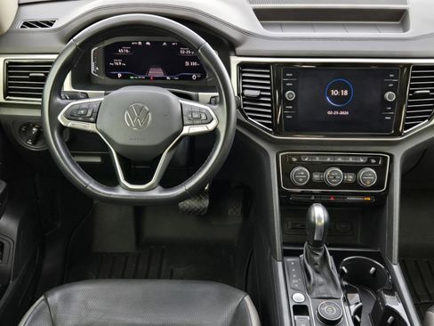 Used 2021 Volkswagen Atlas SEL Premium w/ MDO Package (Bench Seat) image 32