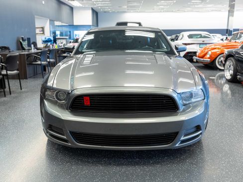 Used 2014 Ford Mustang GT Premium w/ Brembo Brake Package RWD image 2