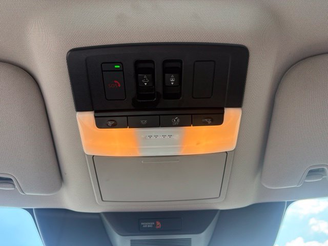 Used 2024 Nissan Pathfinder Platinum AWD/4WD image 24