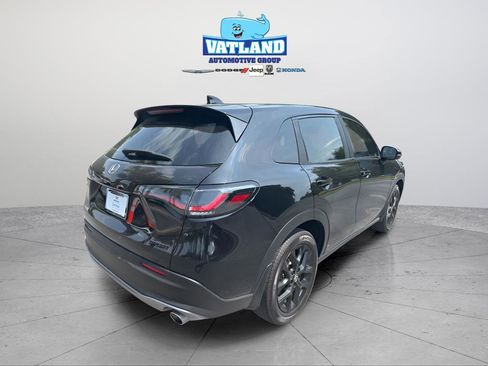 Certified 2025 Honda HR-V Sport image 42