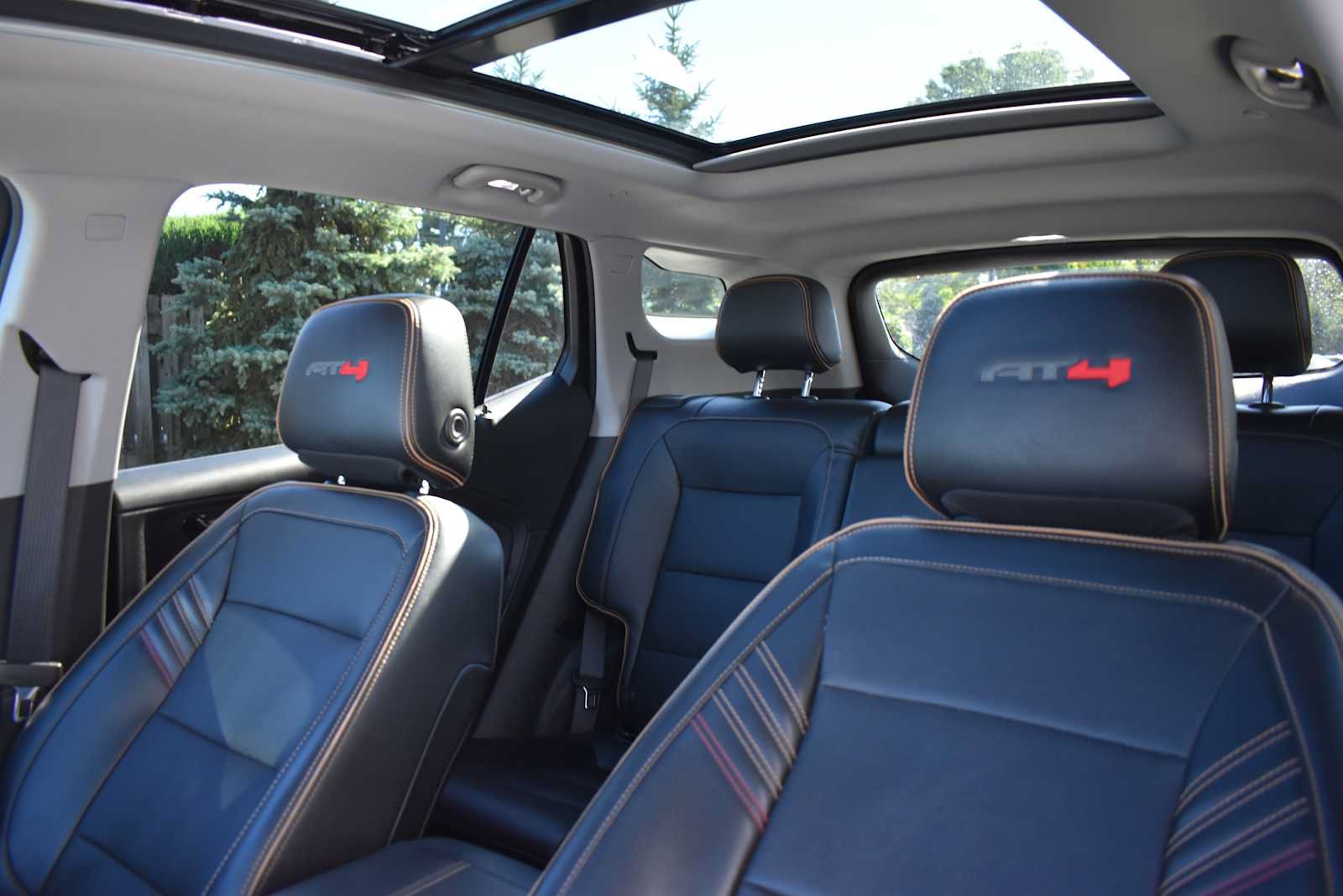 Used 2022 GMC Terrain AT4 w/ Infotainment Package II AWD/4WD image 19