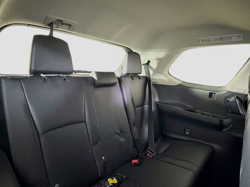 Used 2024 Toyota Grand Highlander AWD Hybrid image 30