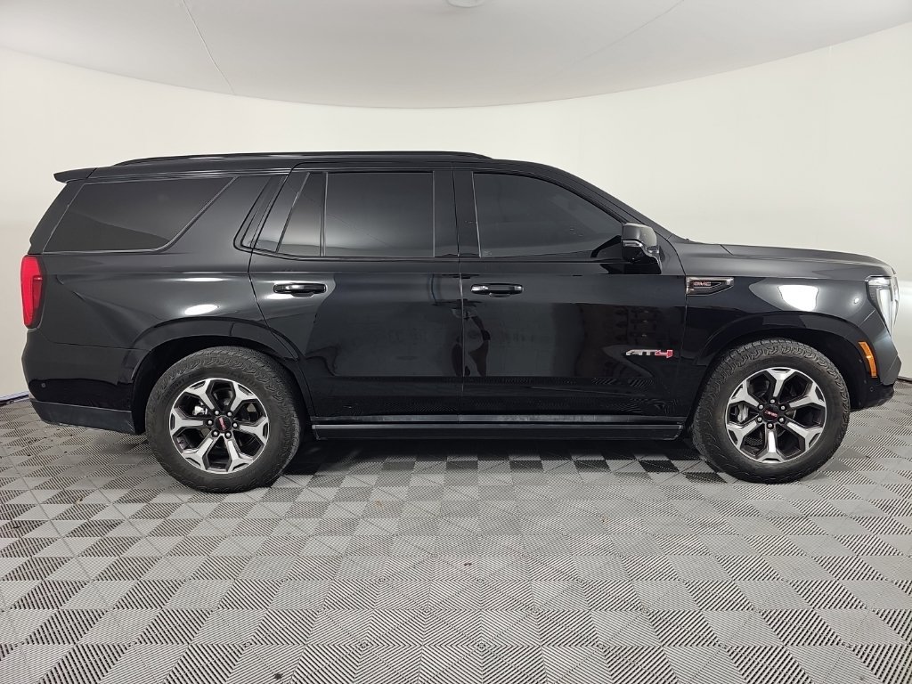 Used 2025 GMC Yukon AT4 Ultimate AWD/4WD image 5