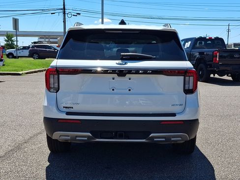 Used 2025 Ford Explorer Active w/ Active Comfort Package AWD/4WD image 9