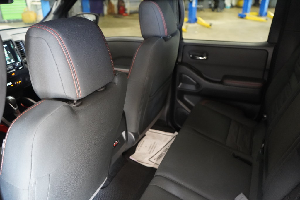 Used 2024 Nissan Frontier Pro-X RWD image 32