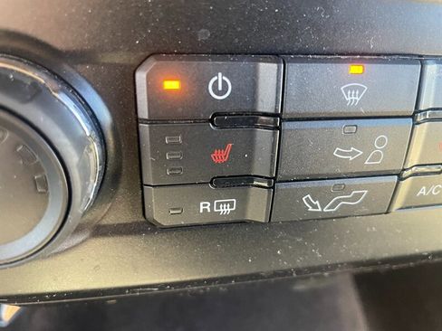 Used 2015 Ford F150 XLT w/ Equipment Group 302A Luxury image 12