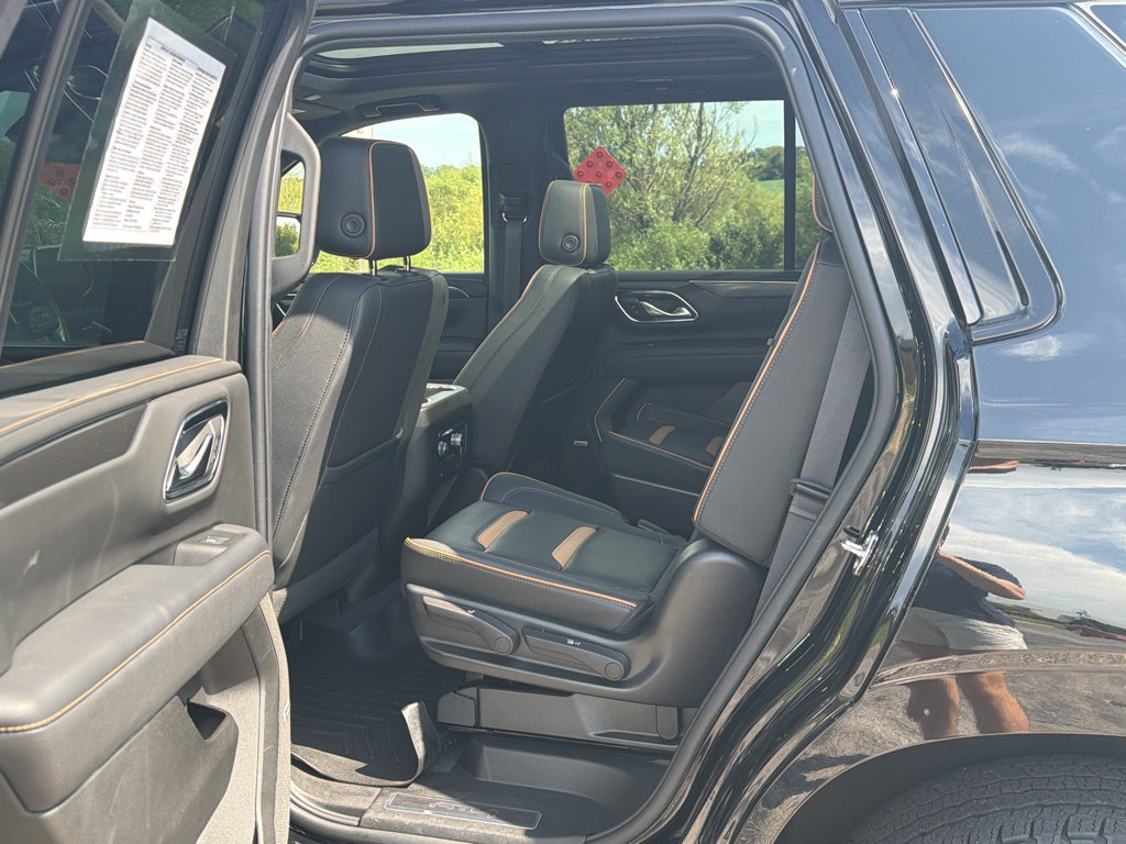 Used 2023 GMC Yukon AT4 AWD/4WD image 37