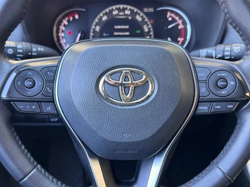 Used 2024 Toyota RAV4 XLE Premium FWD image 7