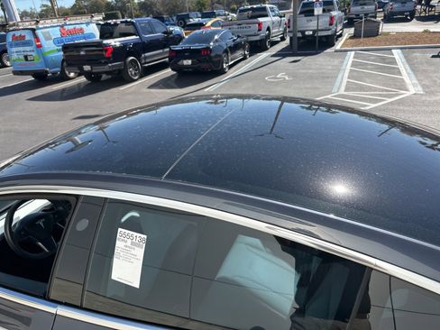 Used 2020 Tesla Model 3 Standard Range image 9