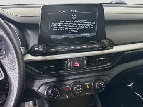 Used 2021 Kia Forte LXS FWD image 18
