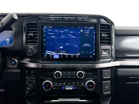Used 2023 Ford F250 Lariat w/ Lariat Ultimate Package AWD/4WD image 27
