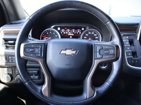 Used 2021 Chevrolet Suburban High Country w/ Premium Package AWD/4WD image 12