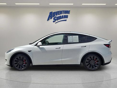 Used 2024 Tesla Model Y Performance AWD/4WD image 4