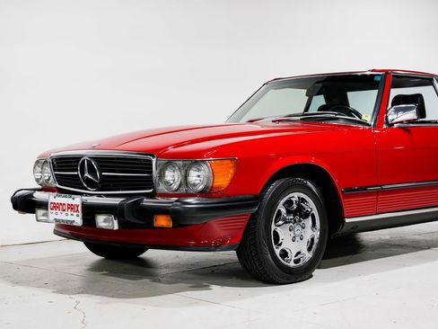 Used 1987 Mercedes-Benz 560 SL image 27