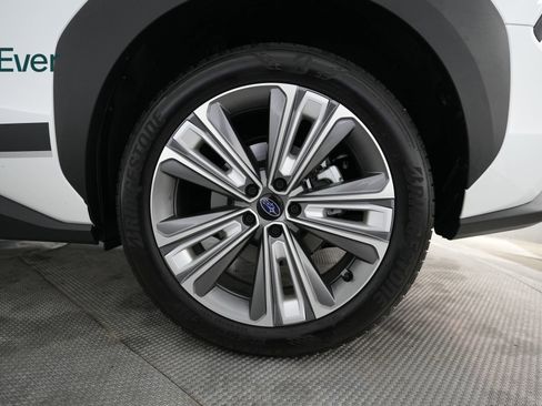 Used 2024 Subaru Solterra w/ Touring Package AWD/4WD image 9