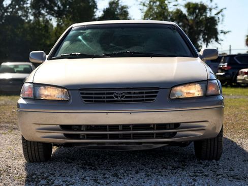 Used 1997 Toyota Camry CE image 17