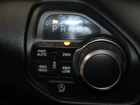Used 2020 RAM 1500 Big Horn AWD/4WD image 28